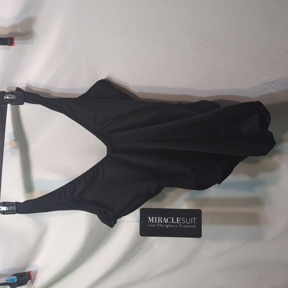 NWT black Miraclesuit Twisted Sister Esmerlda 1 piece swimsuit size 12 - Picture 6 of 8